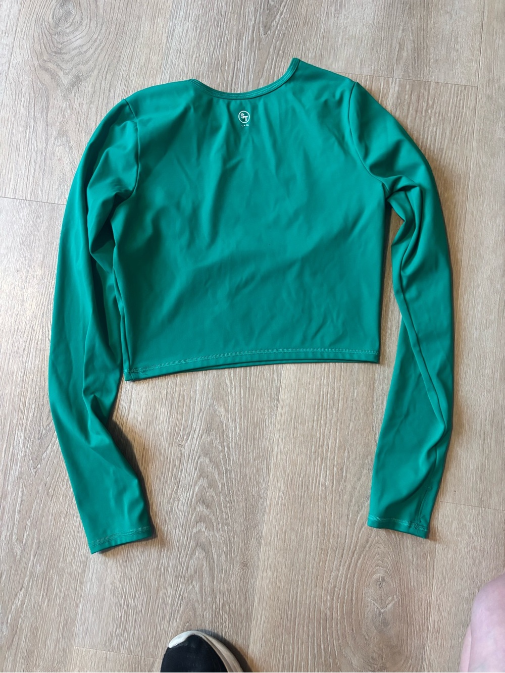 Green Long-Sleeve Crop Top, Performance Stretch